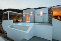 Theros Luxury Villas1.jpg